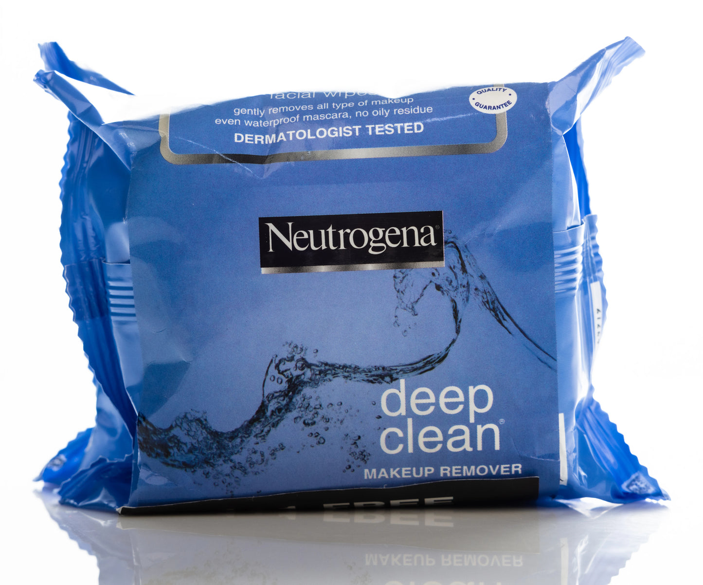Neutrogena Deep Clean  Makeup Remover Wipes 1+1 offer
